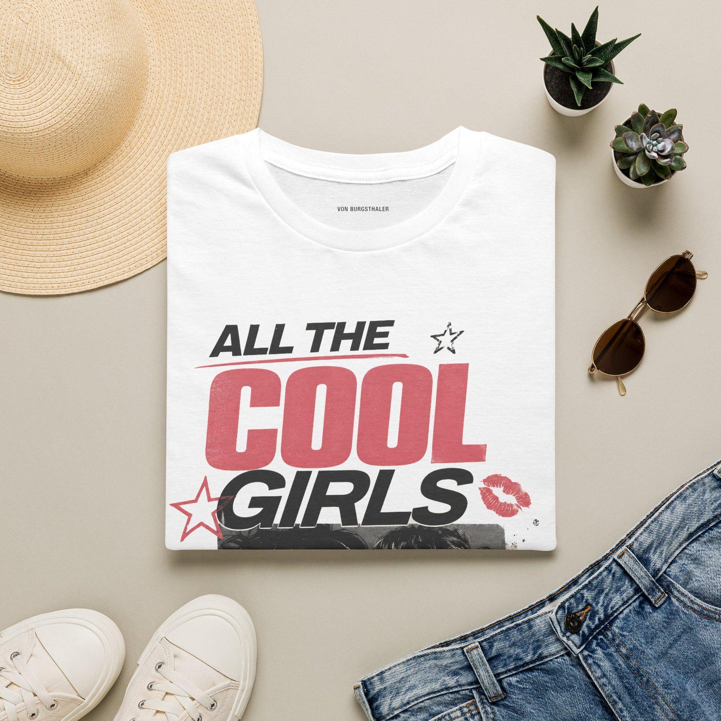 Lesbian - All cool Girls are Lesbians - oversized Shirt, Pride Merch, Sapphic LGBT Queer Gift, Lesbian Gifts, WLW, Feminist Tee