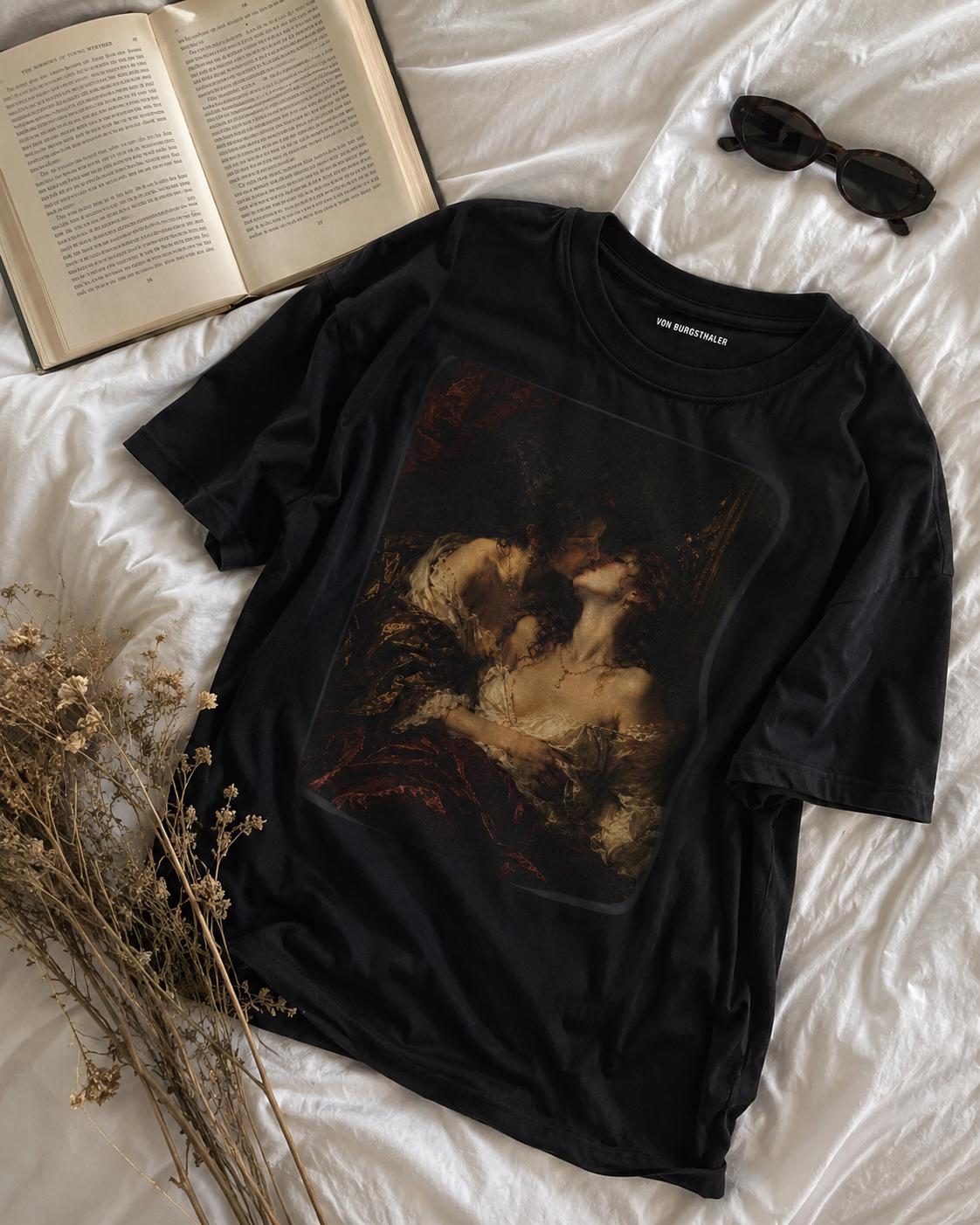 Sapphic Art T-Shirt, Classical Painting Kissing Women Tee, Lesbian WLW Pride Shirt, Vintage Dark Academia Fine Art Graphic Top