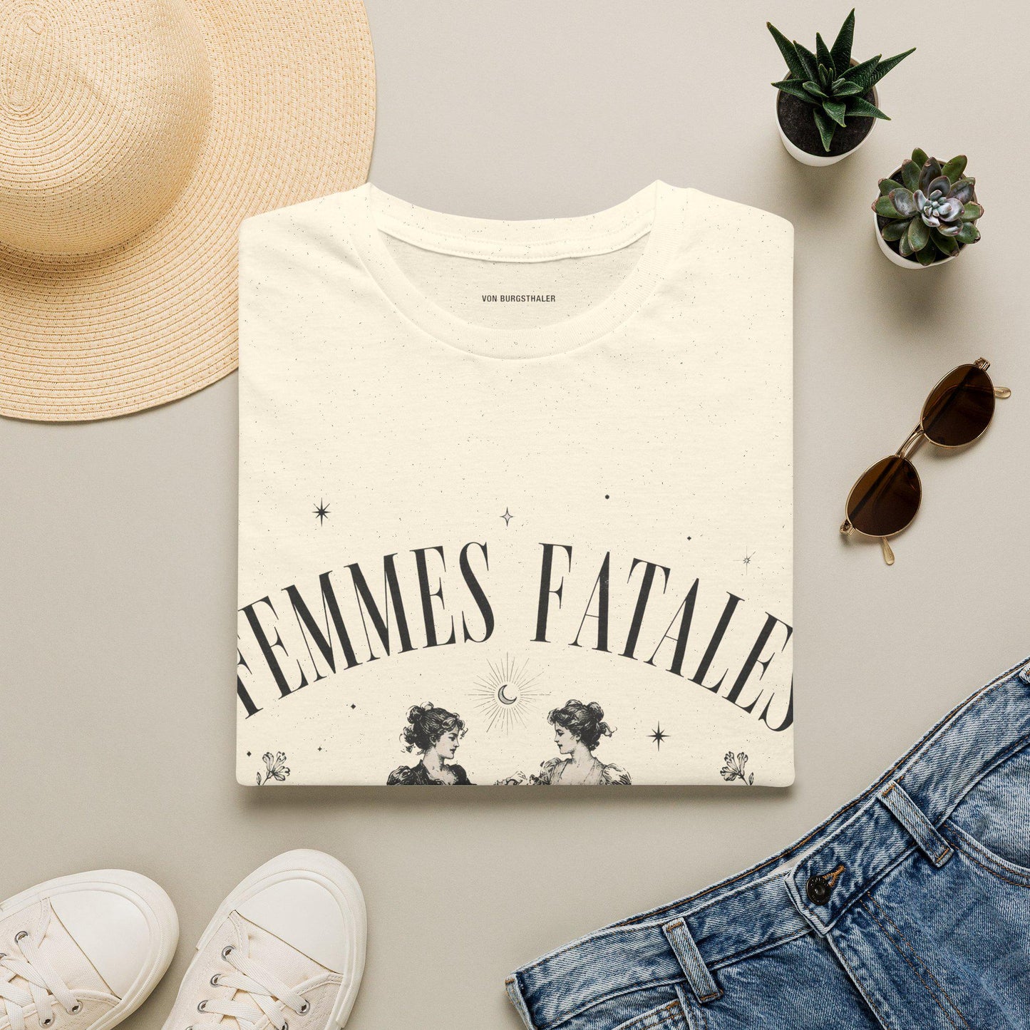 Femme Fatales | Lesbian Vintage t-shirt, LGBTQ t-shirt, lesbian shirt, vintage lesbian pride t-shirt, LGBQT gifts, Sapphic, Tarot, Romantic