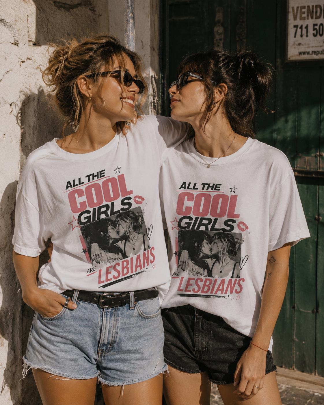 Lesbian - All cool Girls are Lesbians - oversized Shirt, Pride Merch, Sapphic LGBT Queer Gift, Lesbian Gifts, WLW, Feminist Tee