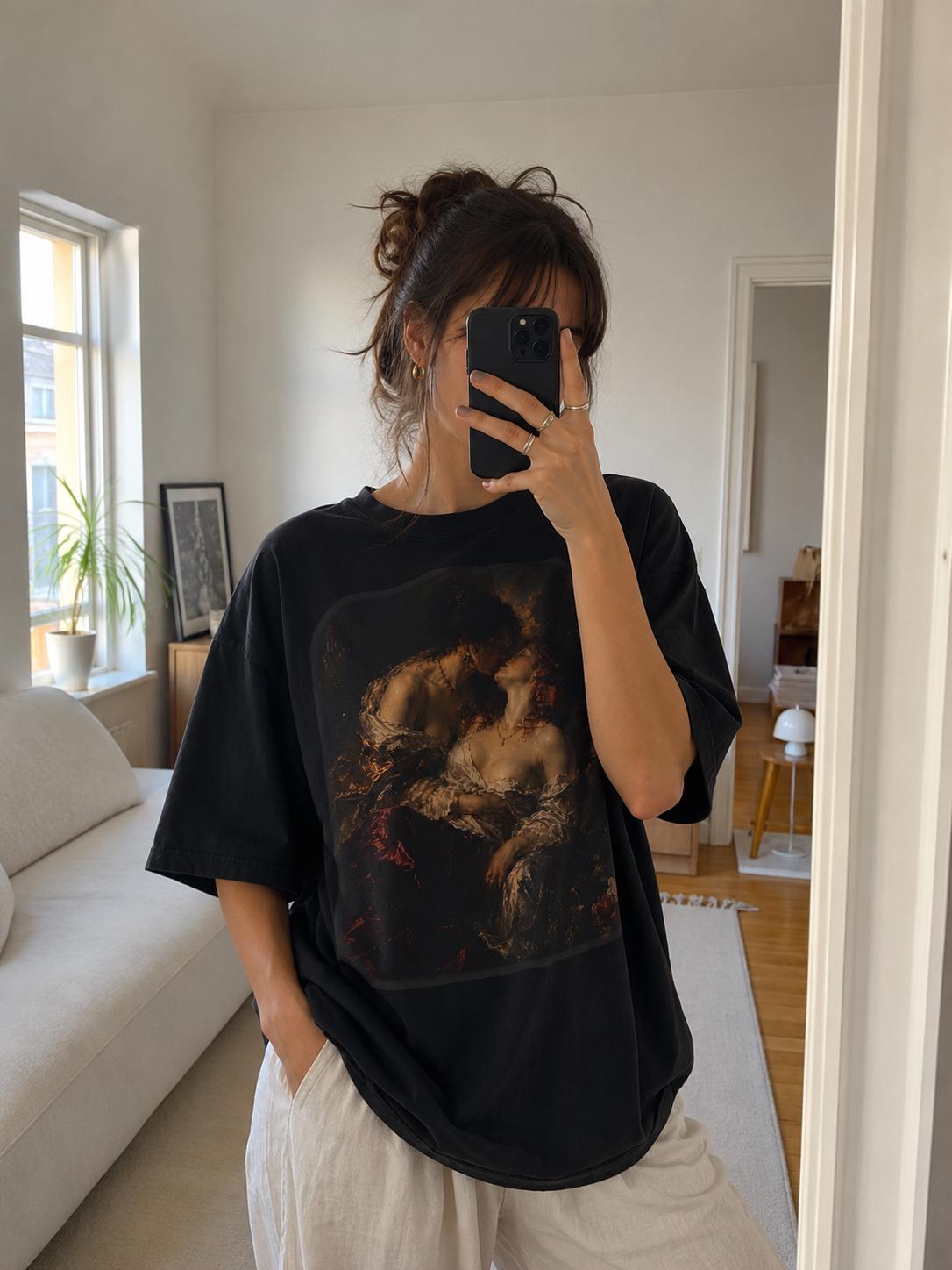 Sapphic Art T-Shirt, Classical Painting Kissing Women Tee, Lesbian WLW Pride Shirt, Vintage Dark Academia Fine Art Graphic Top