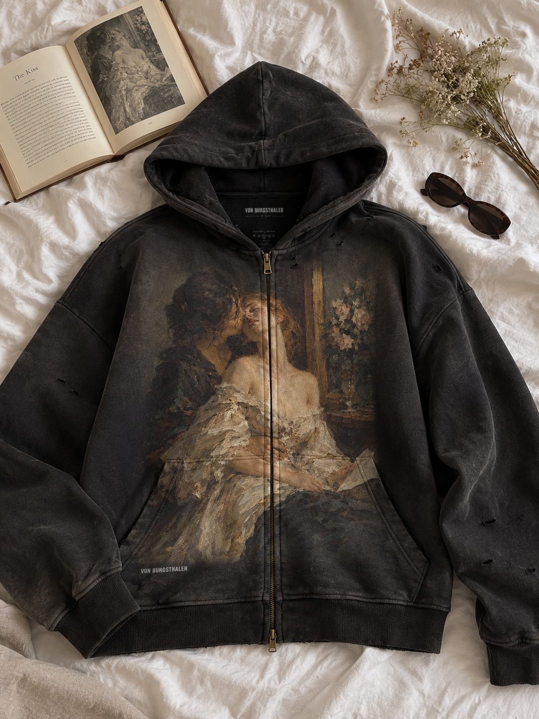 Vintage Renaissance Art Zip Up Hoodie, Sapphic Romantic Painting Distressed Sweatshirt, Dark Academia Lovers Jacket, Aesthetic Goth Hoodie