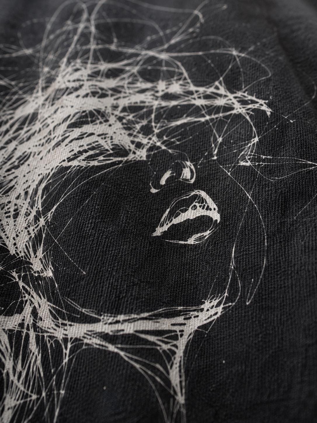 Internal Noise Graphic Tee, Brutalist Streetwear T-Shirt, Minimal Line Art Shirt, Overthinking Abstract Face Art, Dark Aesthetic Unisex Top