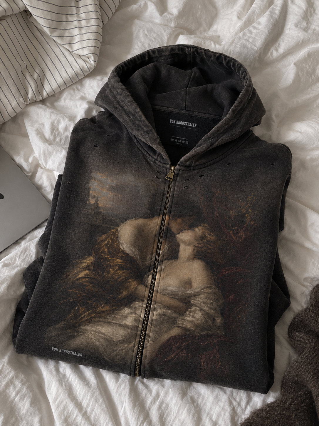 Vintage Renaissance Art Zip Up Hoodie, Sapphic Romantic Painting Distressed Sweatshirt, Dark Academia Lovers Jacket, Aesthetic Goth Hoodie