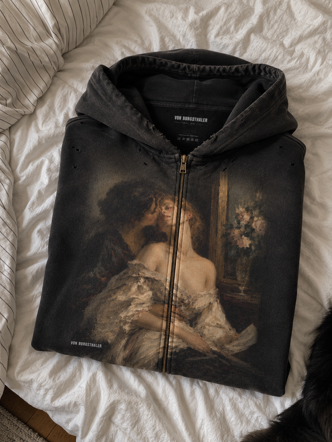 Vintage Renaissance Art Zip Up Hoodie, Sapphic Romantic Painting Distressed Sweatshirt, Dark Academia Lovers Jacket, Aesthetic Goth Hoodie